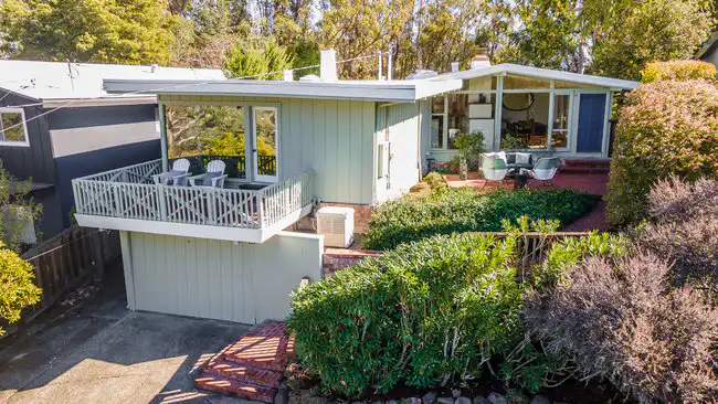 061 Drone FullSize 3