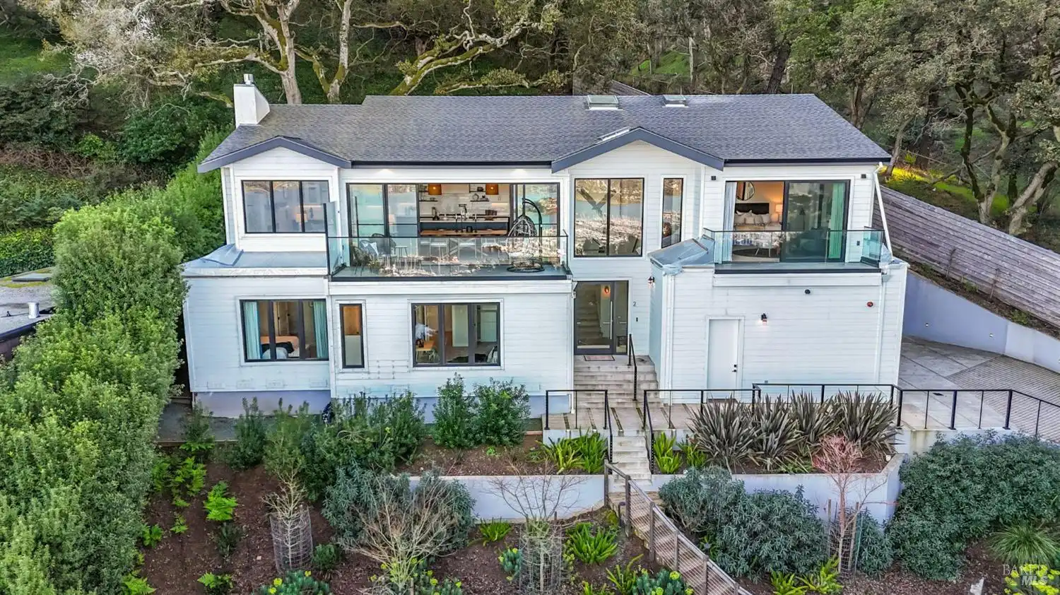 9a464008 9550 4706 bc64 8dbefa9e0bc3